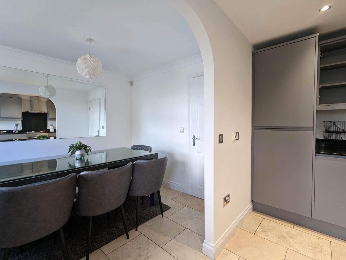 Kirkwood Drive Villa Durham Eksteriør billede