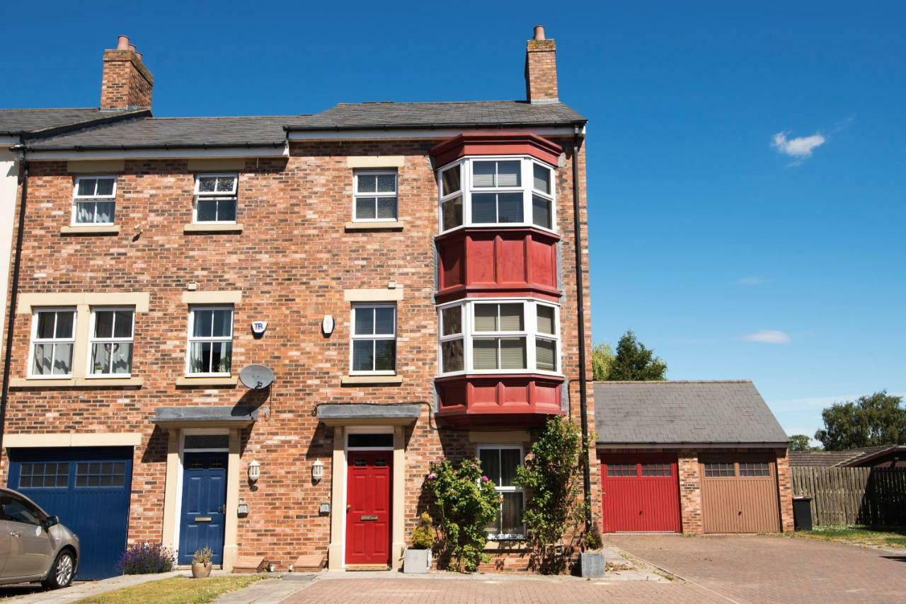 Kirkwood Drive Villa Durham Eksteriør billede
